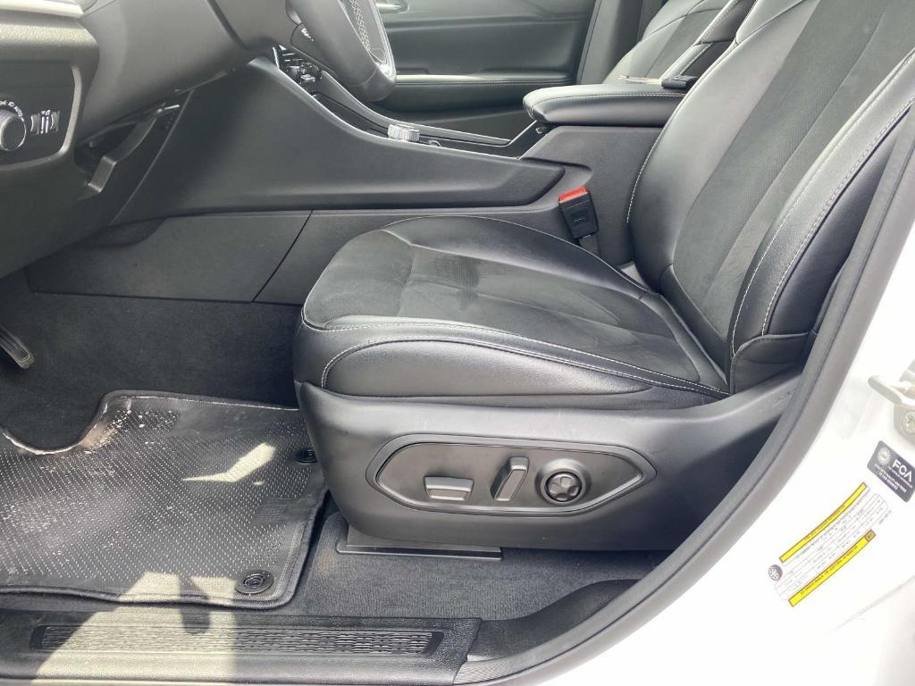 used 2024 Jeep Grand Cherokee car, priced at $31,100