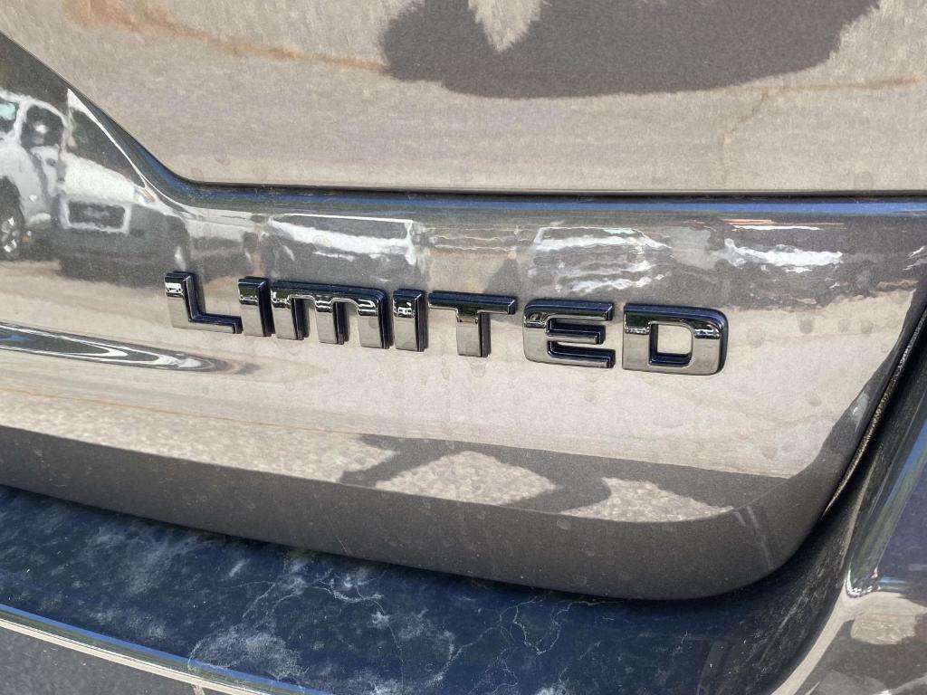 new 2025 Jeep Grand Cherokee car, priced at $45,704