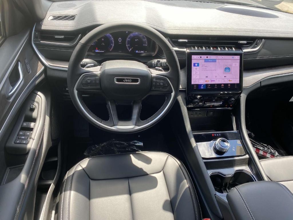 new 2025 Jeep Grand Cherokee L car, priced at $40,126