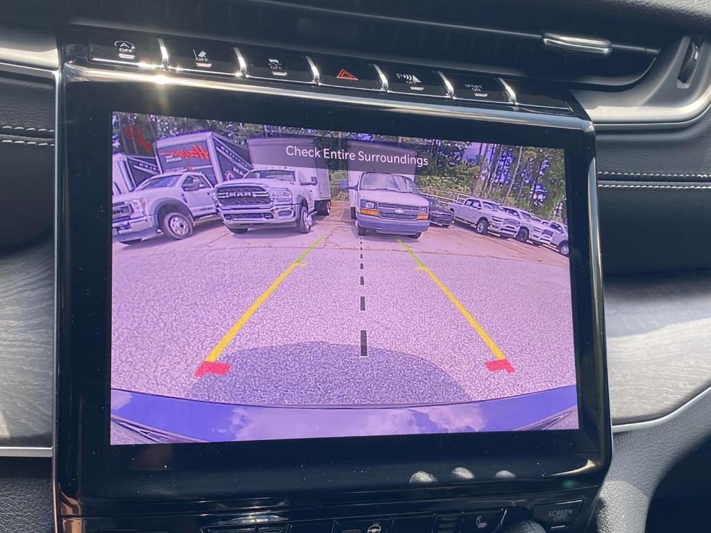 new 2025 Jeep Grand Cherokee L car, priced at $40,126