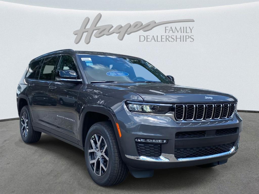new 2025 Jeep Grand Cherokee L car, priced at $40,126