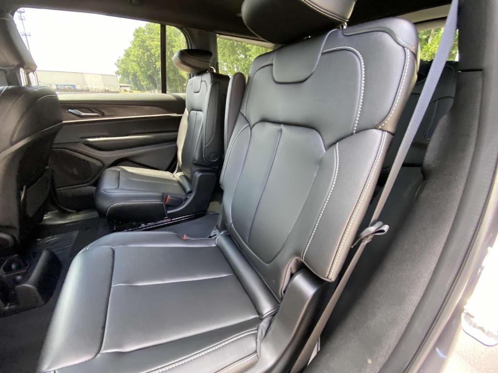 new 2025 Jeep Grand Cherokee L car, priced at $40,126