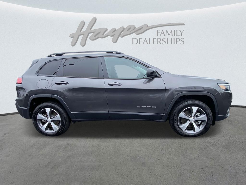 used 2022 Jeep Cherokee car, priced at $23,999