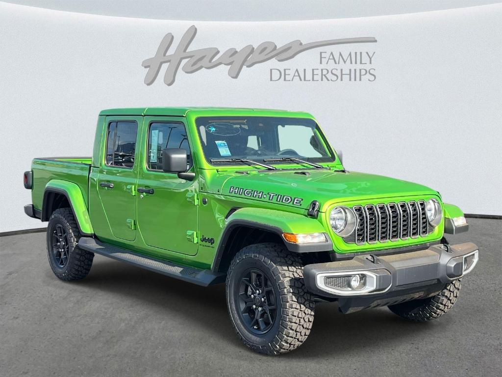 new 2025 Jeep Gladiator car, priced at $43,278