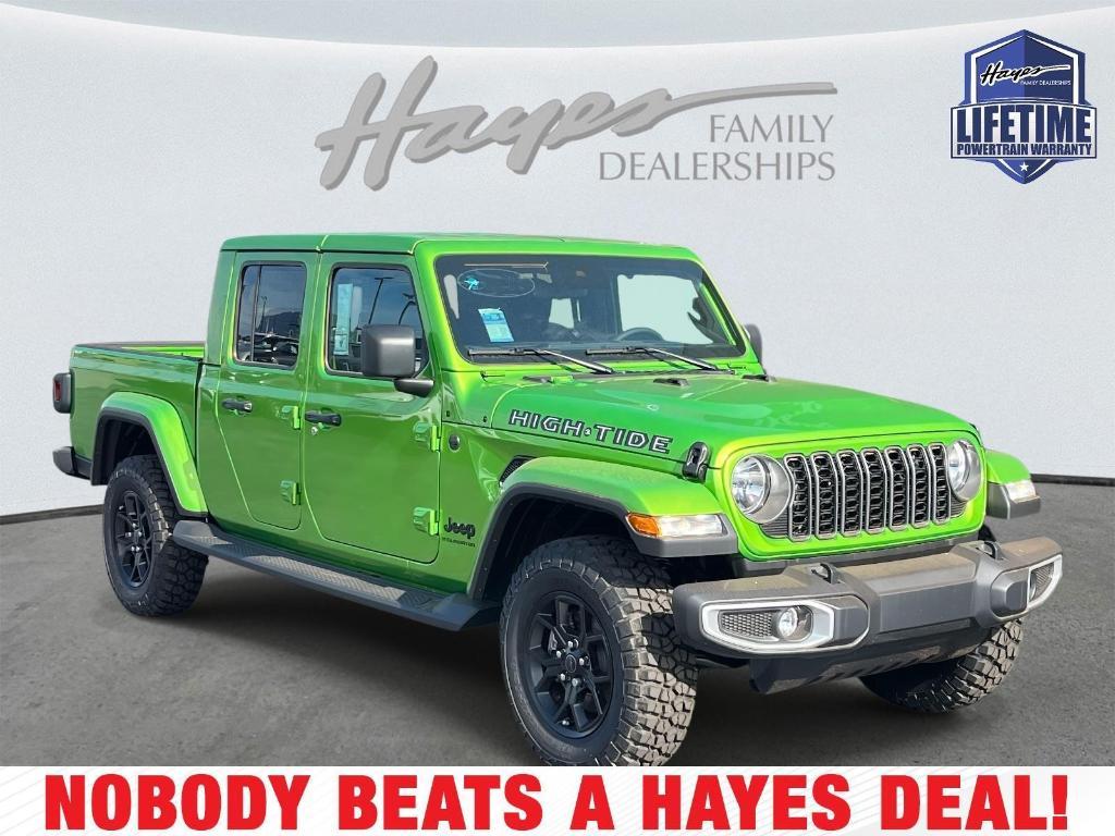 new 2025 Jeep Gladiator car, priced at $43,278