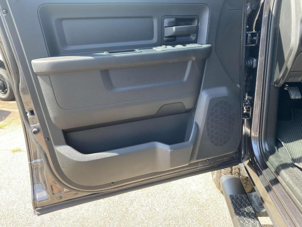 new 2025 Ram 2500 car, priced at $70,287