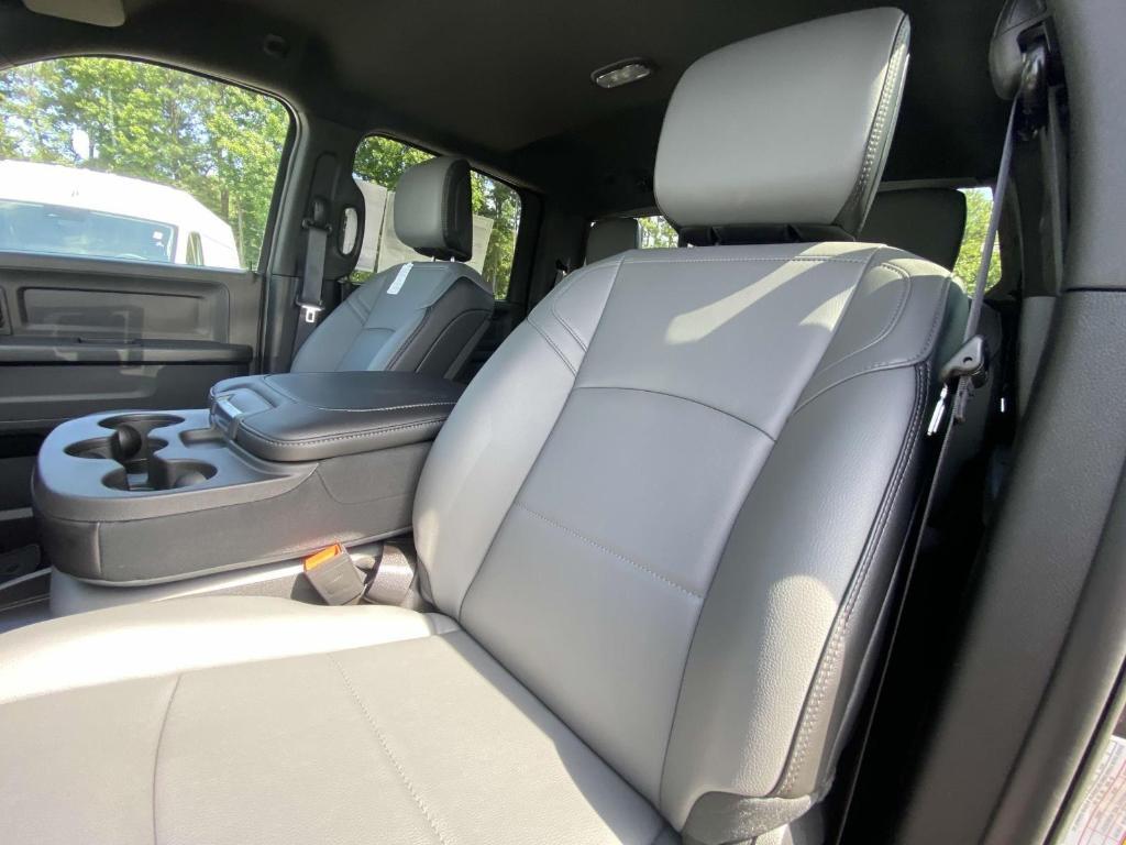 new 2025 Ram 2500 car, priced at $70,287