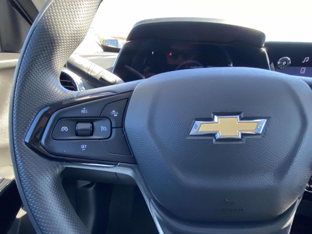 used 2025 Chevrolet Trax car, priced at $21,189