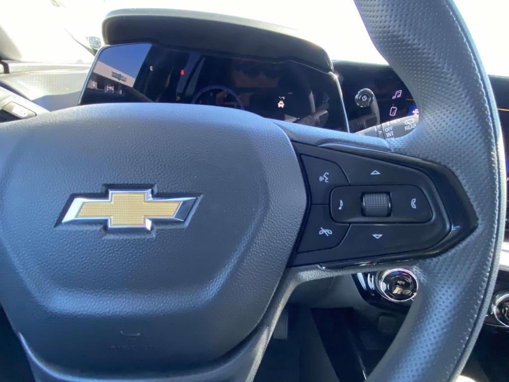 used 2025 Chevrolet Trax car, priced at $21,189