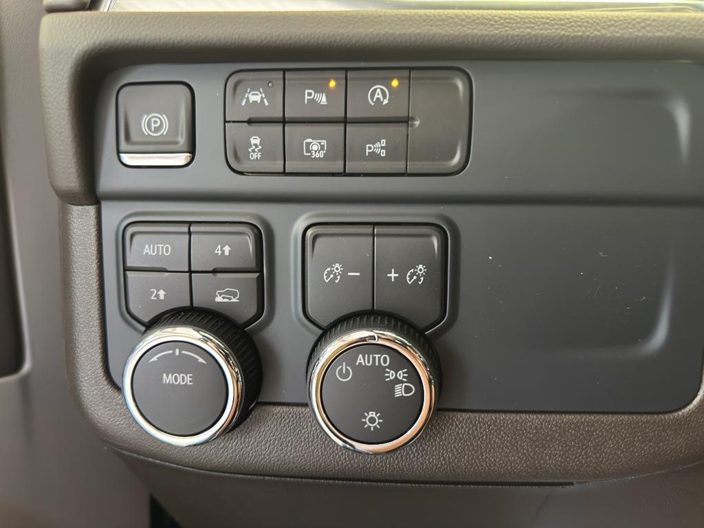 new 2025 Chevrolet Tahoe car, priced at $66,720