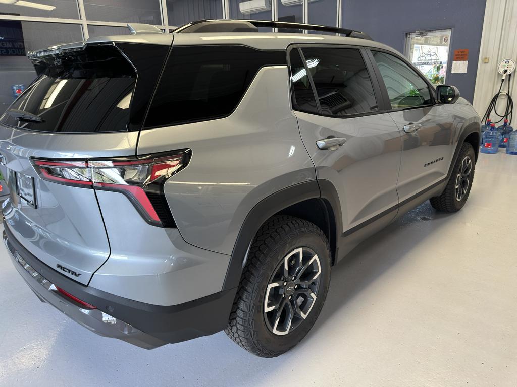 new 2026 Chevrolet Equinox car, priced at $36,330