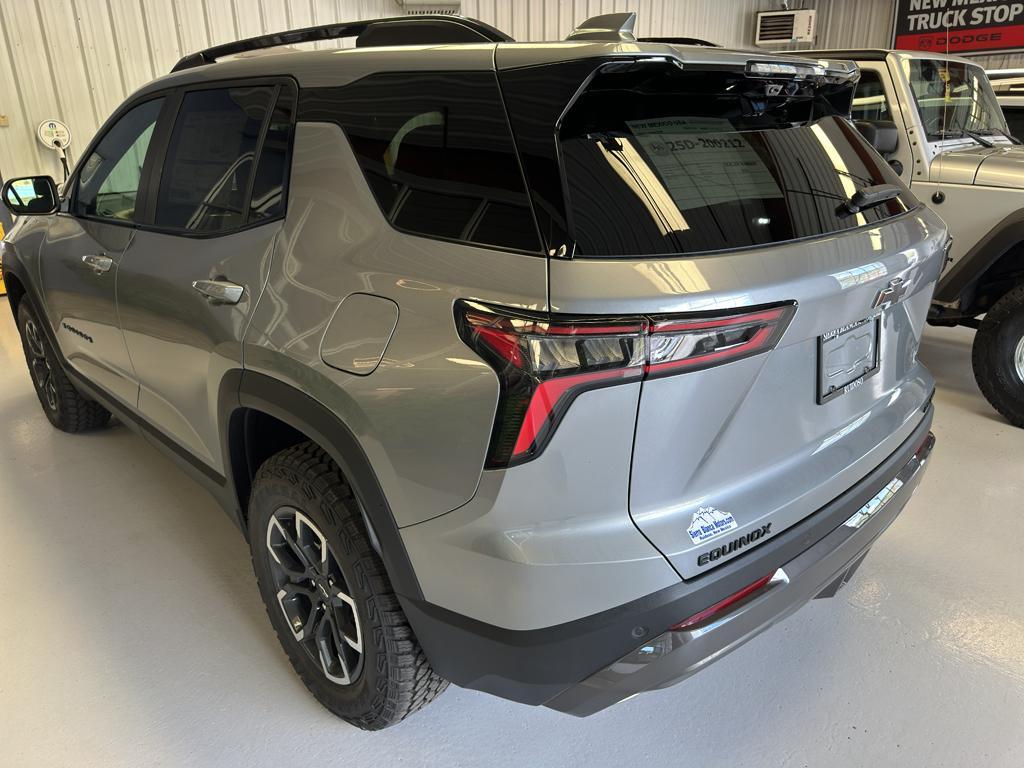 new 2026 Chevrolet Equinox car, priced at $36,330