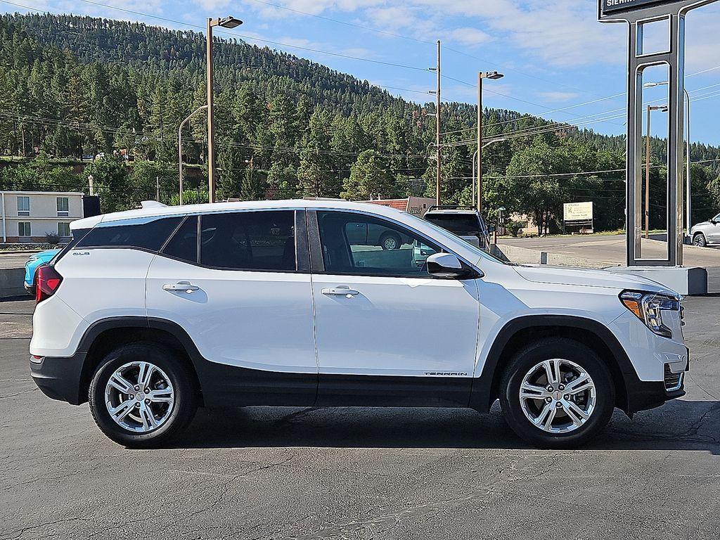 used 2024 GMC Terrain car, priced at $26,687