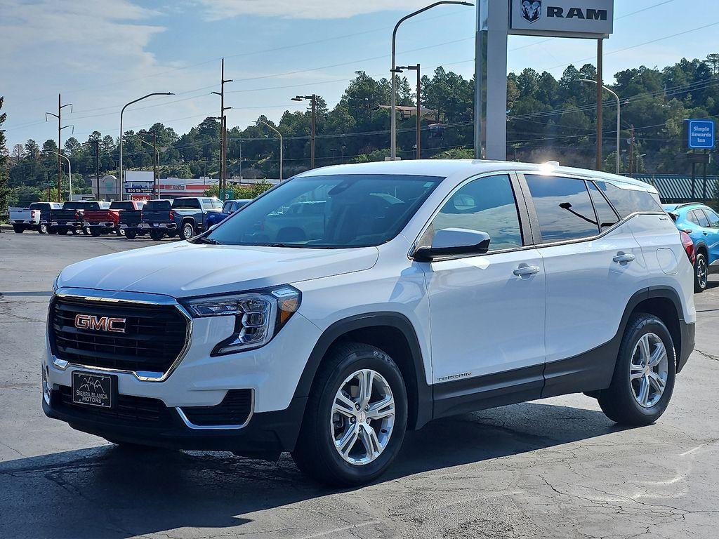 used 2024 GMC Terrain car, priced at $26,687