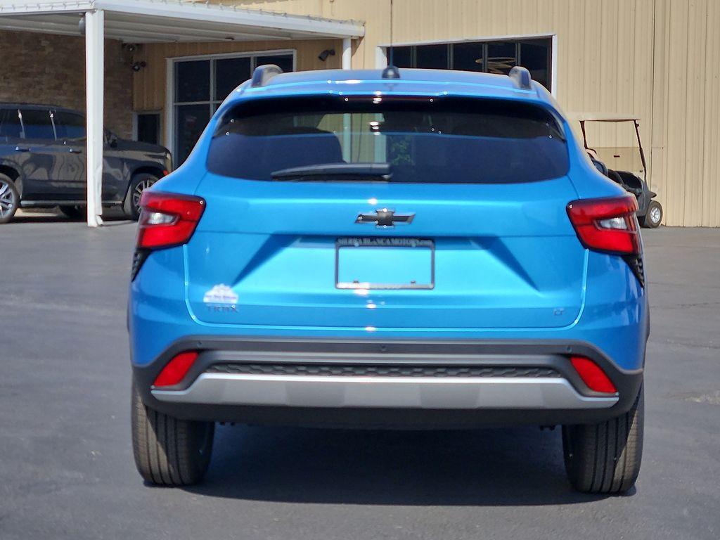 new 2025 Chevrolet Trax car, priced at $26,195