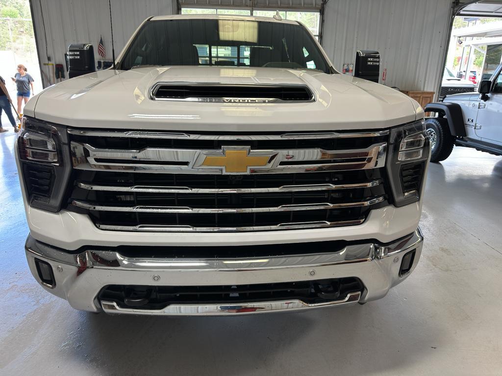 new 2025 Chevrolet Silverado 2500 car, priced at $80,075