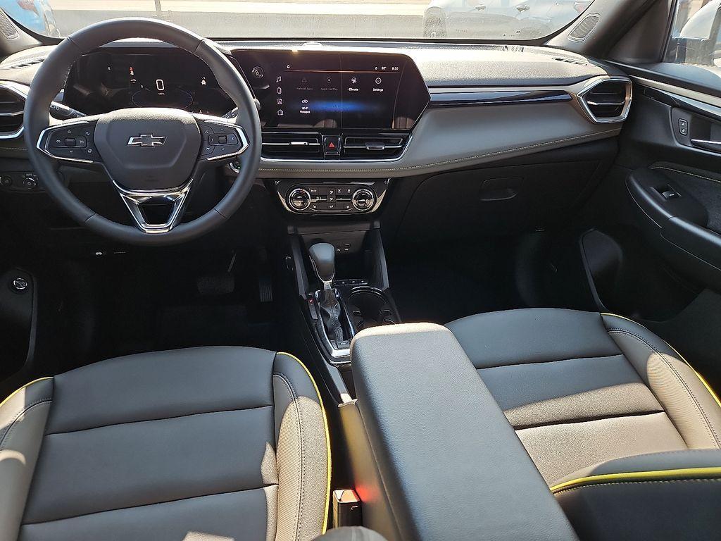 new 2025 Chevrolet TrailBlazer car, priced at $32,475