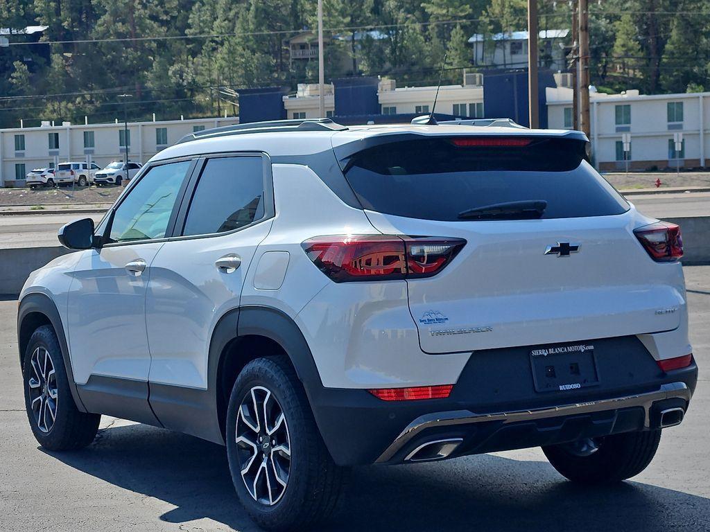 new 2025 Chevrolet TrailBlazer car, priced at $32,475