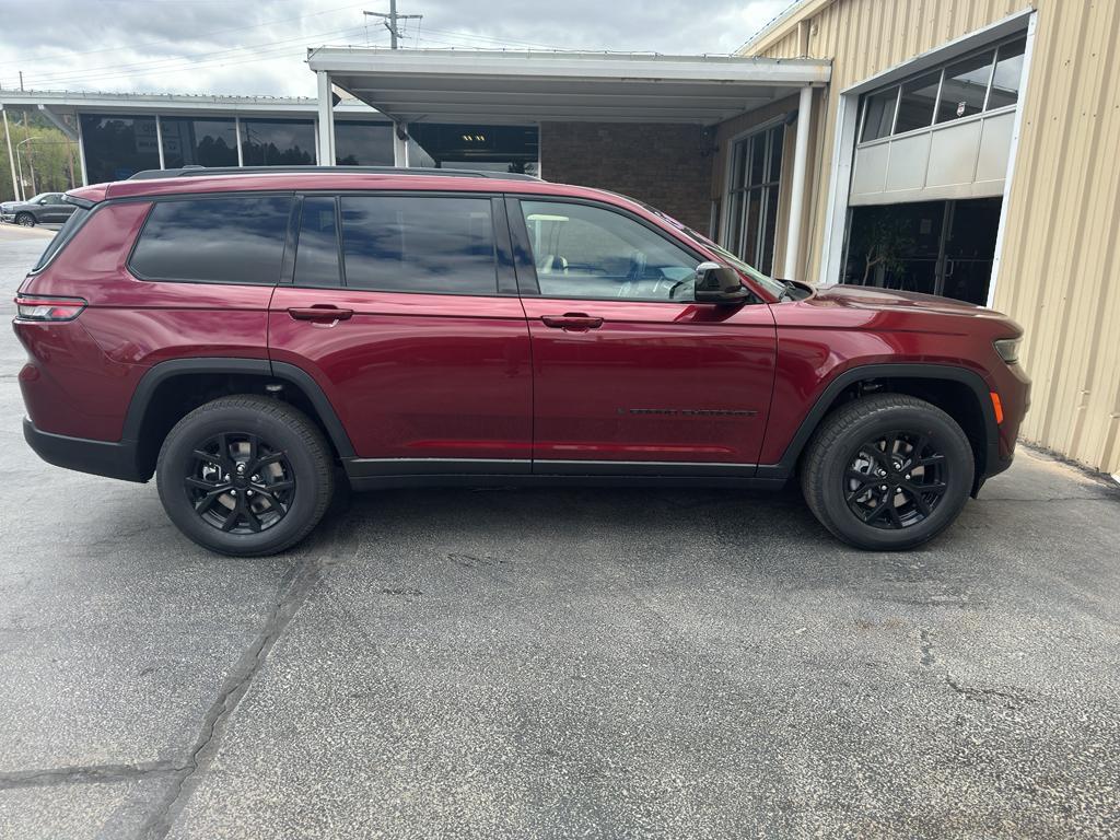 new 2025 Jeep Grand Cherokee L car, priced at $49,725