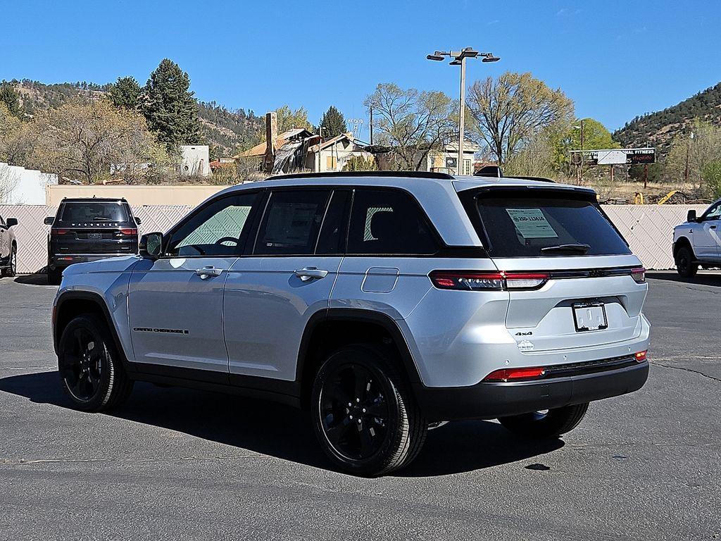 new 2025 Jeep Grand Cherokee L car, priced at $50,175