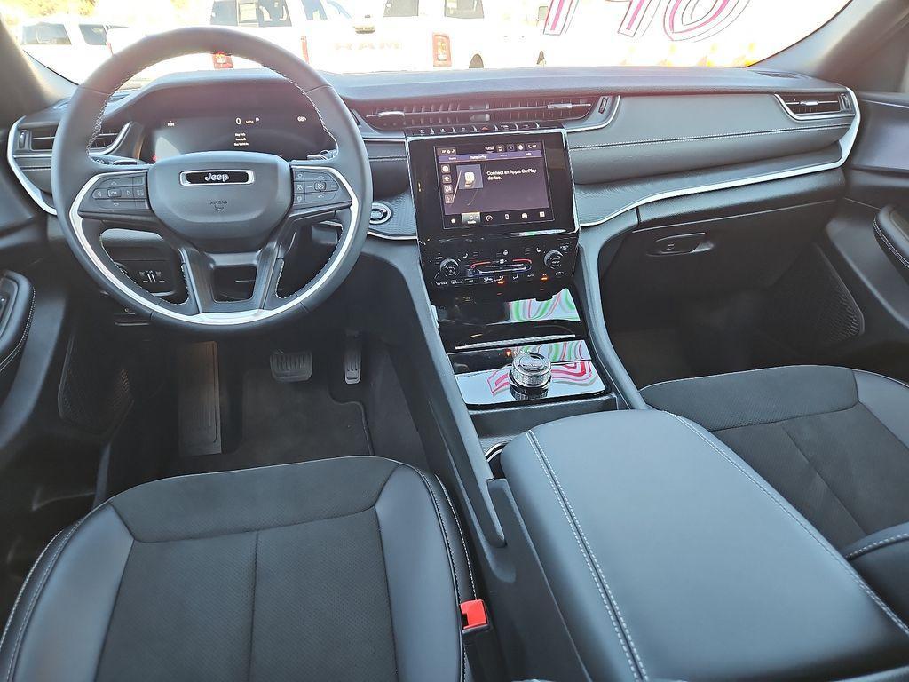 new 2025 Jeep Grand Cherokee L car, priced at $50,175