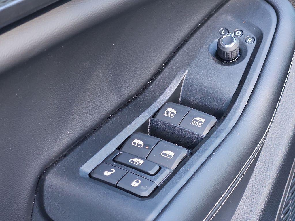 new 2025 Jeep Grand Cherokee L car, priced at $50,175