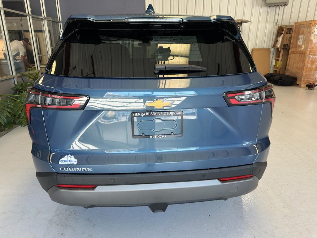 new 2026 Chevrolet Equinox car, priced at $32,085