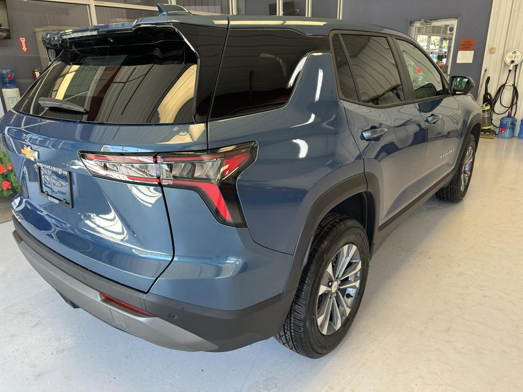new 2026 Chevrolet Equinox car, priced at $32,085
