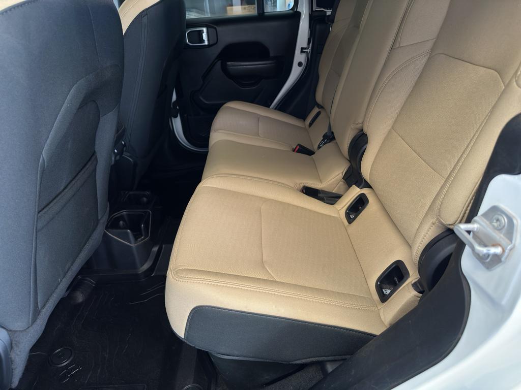 used 2020 Jeep Gladiator car, priced at $33,384
