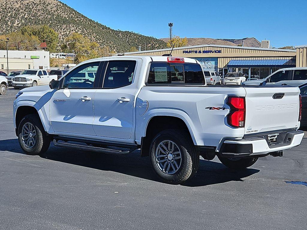 new 2024 Chevrolet Colorado car, priced at $45,130