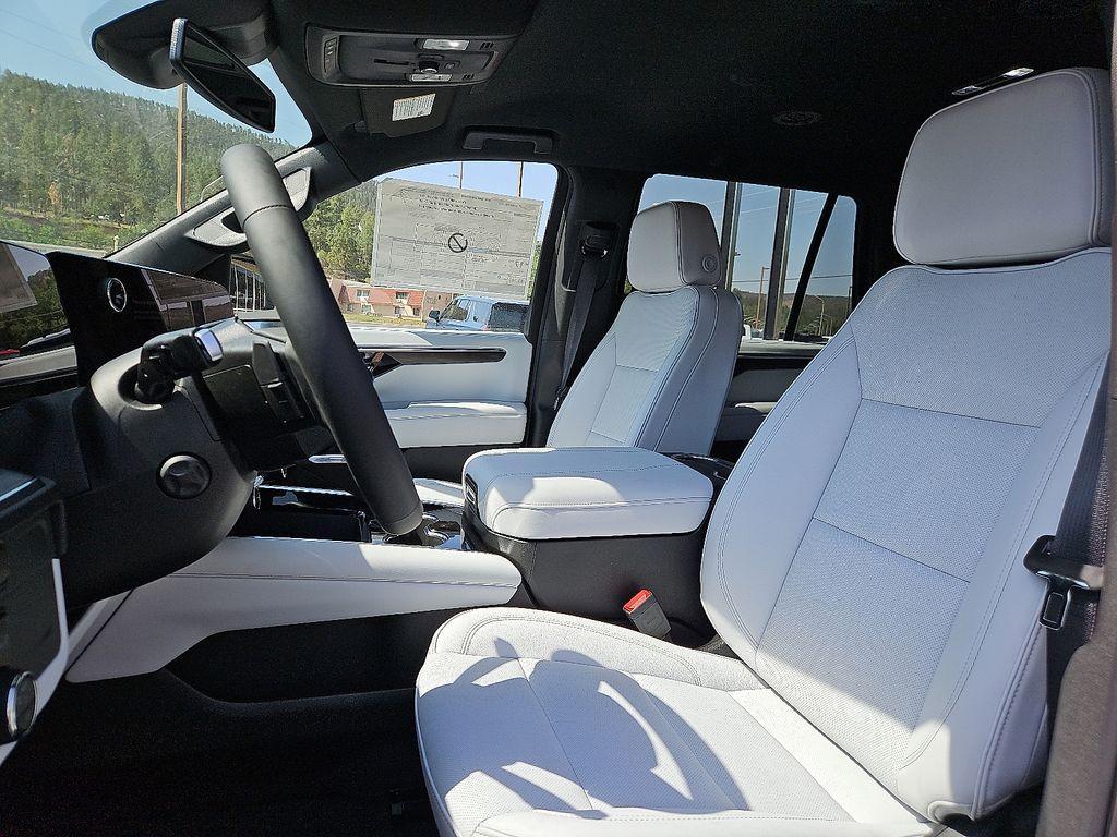 new 2025 Chevrolet Tahoe car, priced at $77,024