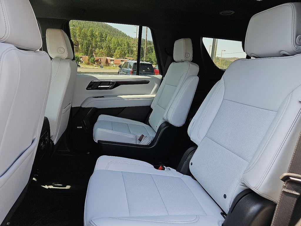 new 2025 Chevrolet Tahoe car, priced at $77,024
