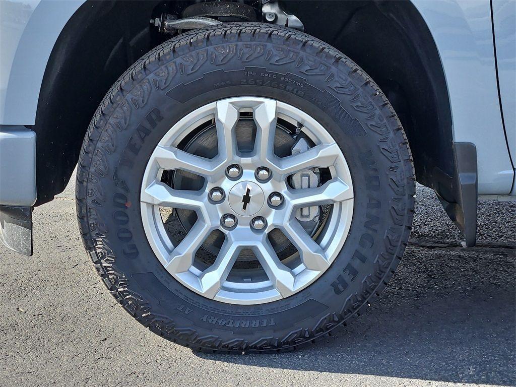 new 2025 Chevrolet Silverado 1500 car, priced at $61,656