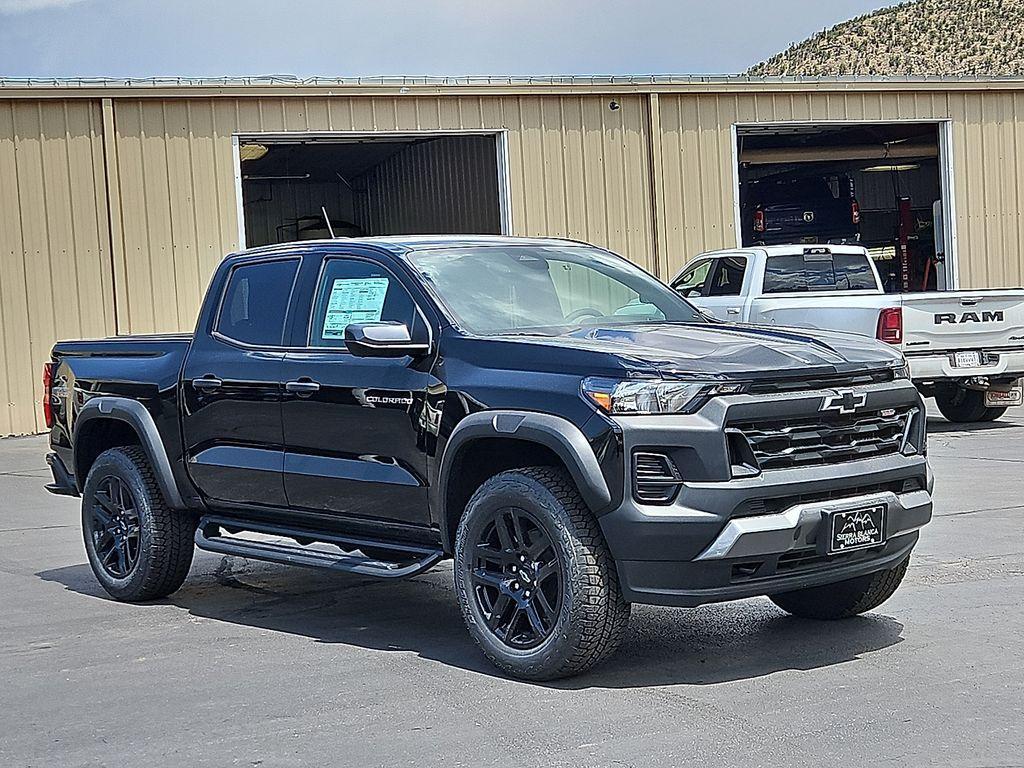 new 2025 Chevrolet Colorado car, priced at $47,480