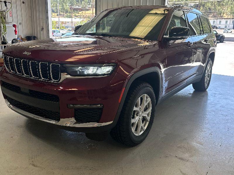 used 2023 Jeep Grand Cherokee L car, priced at $33,984