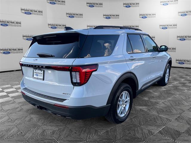 new 2025 Ford Explorer car, priced at $39,950