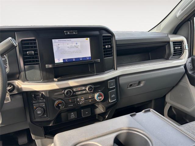 new 2025 Ford F-450 car, priced at $73,470