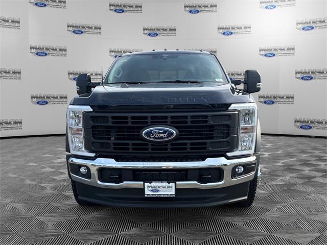 new 2025 Ford F-450 car, priced at $73,470