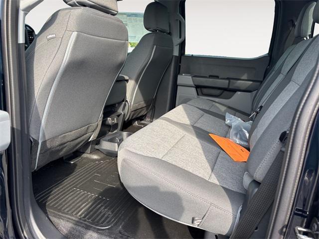 new 2025 Ford F-450 car, priced at $73,470