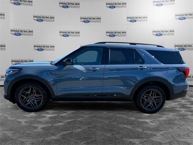 new 2025 Ford Explorer car, priced at $51,335