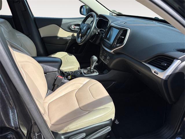 used 2016 Jeep Cherokee car, priced at $8,995