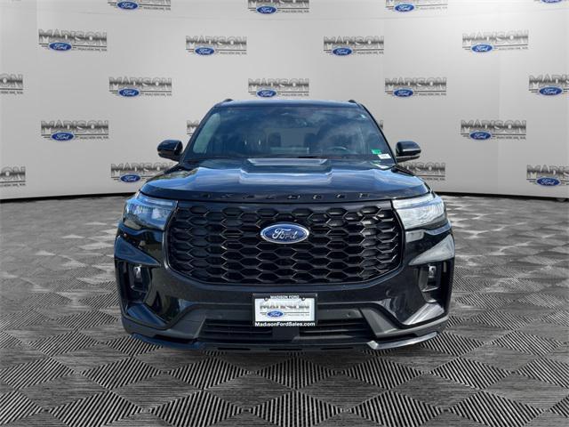 used 2025 Ford Explorer car, priced at $41,985