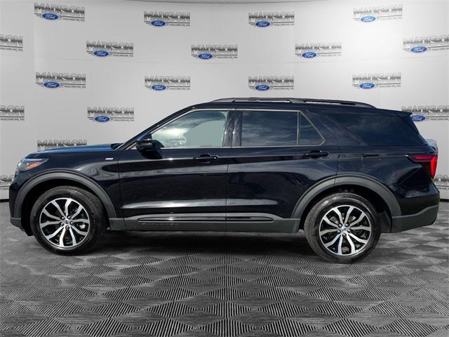 used 2025 Ford Explorer car, priced at $41,985