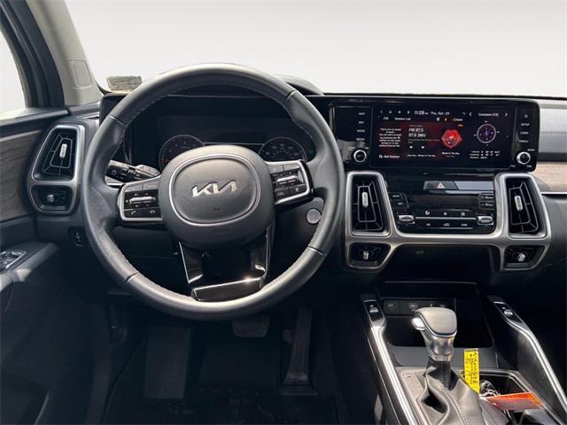 used 2023 Kia Sorento car, priced at $31,995