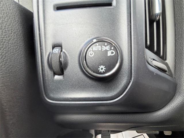 used 2015 Chevrolet Silverado 1500 car, priced at $14,275