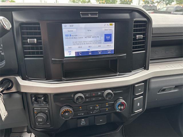 new 2025 Ford F-250 car, priced at $59,410