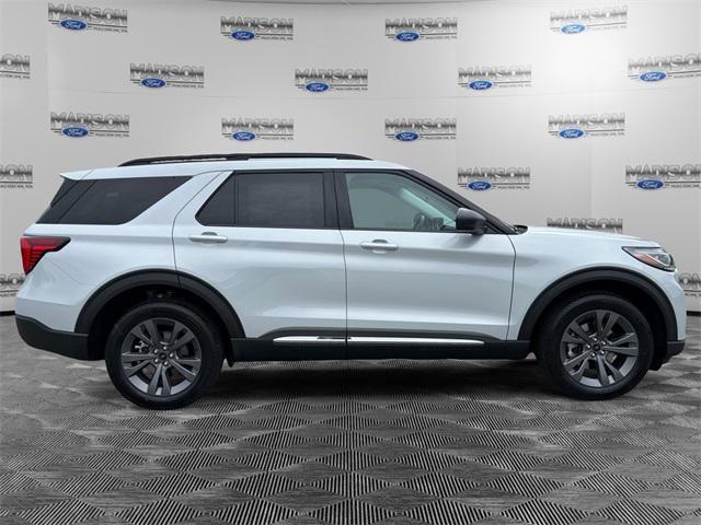 new 2025 Ford Explorer car, priced at $43,415