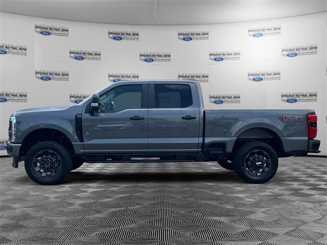 new 2025 Ford F-250 car, priced at $58,400