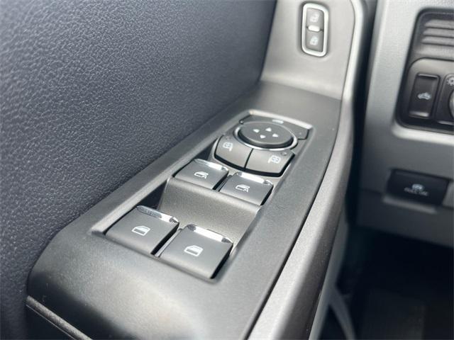 new 2025 Ford F-250 car, priced at $58,400