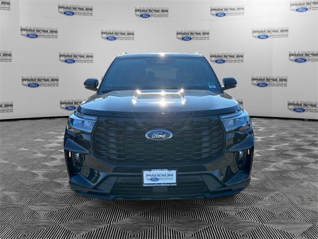 new 2025 Ford Explorer car, priced at $43,850